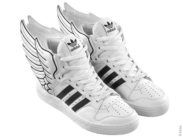 basket adidas ailes