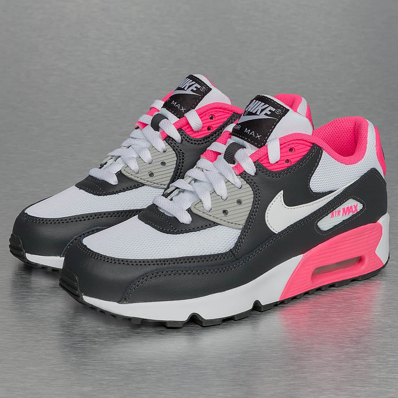 chaussure de marque pas cher nike